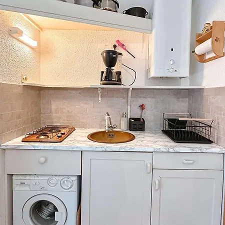 T3 Au Calme Avec Piscine, Parking, Climatisation - Fr-1-607-229 *
