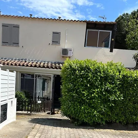 Apartmán T3 Au Calme Avec Piscine, Parking, Climatisation - Fr-1-607-229 *
